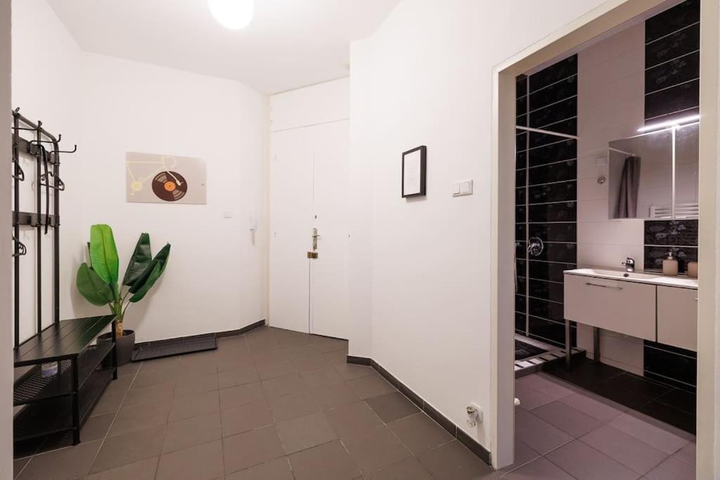 Stylish Haven-Near Brunnenmarkt Viena Exterior foto